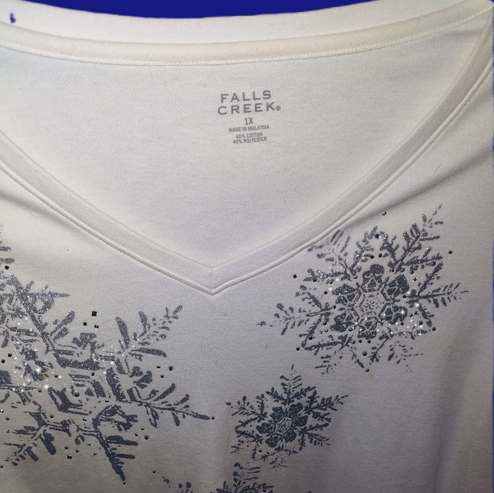 Sparkly Plus Size Snowflake Top Falls Creek 1X Long Sleeve